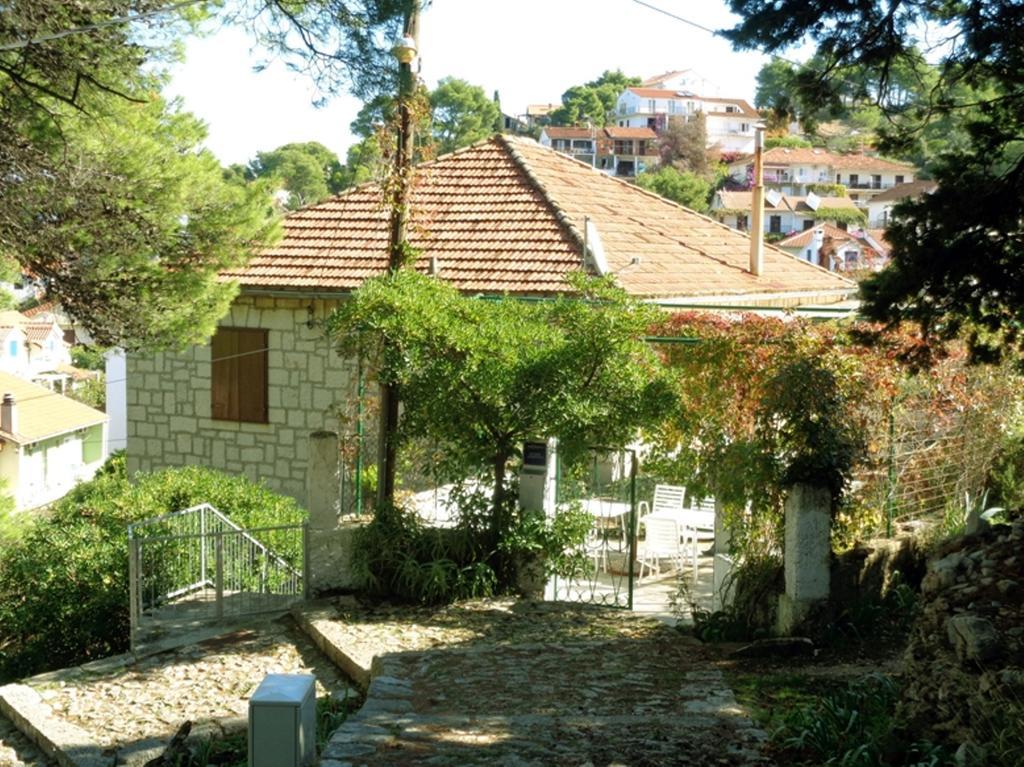 Apartments Skrivaneli Jelsa  Bagian luar foto