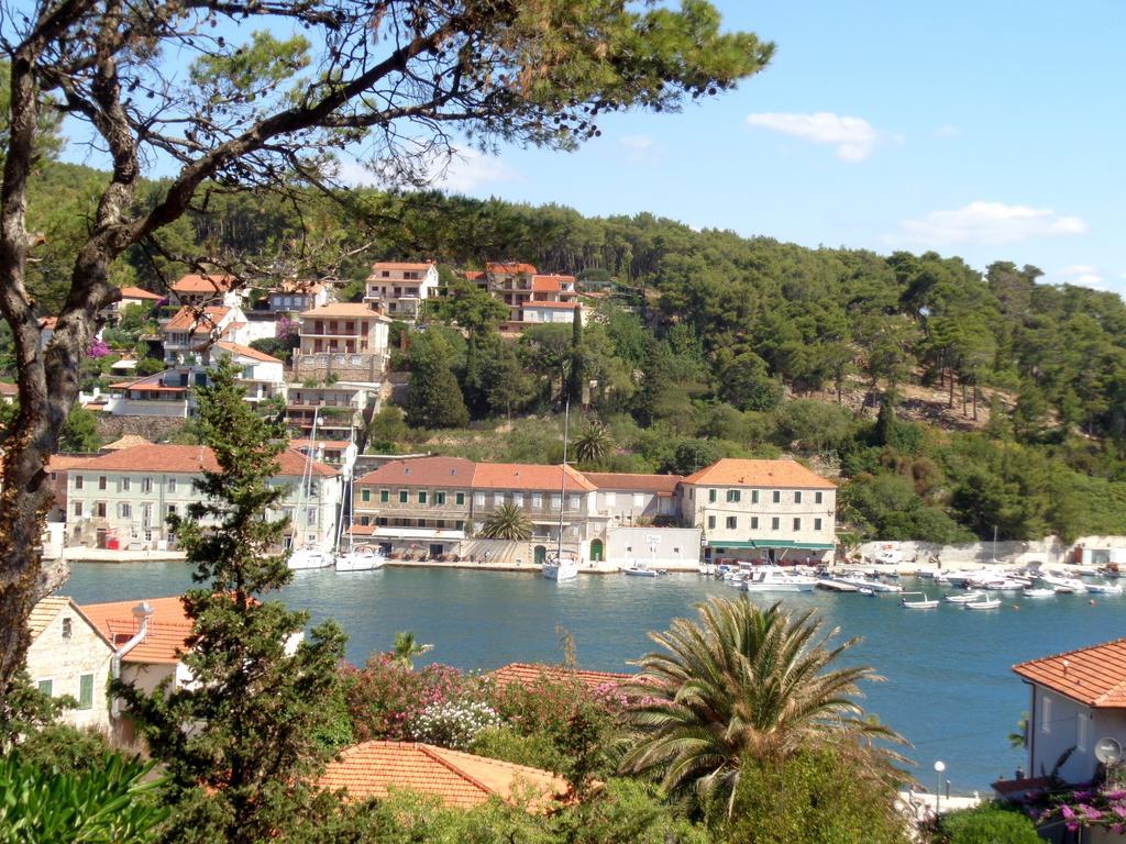 Apartments Skrivaneli Jelsa  Bagian luar foto