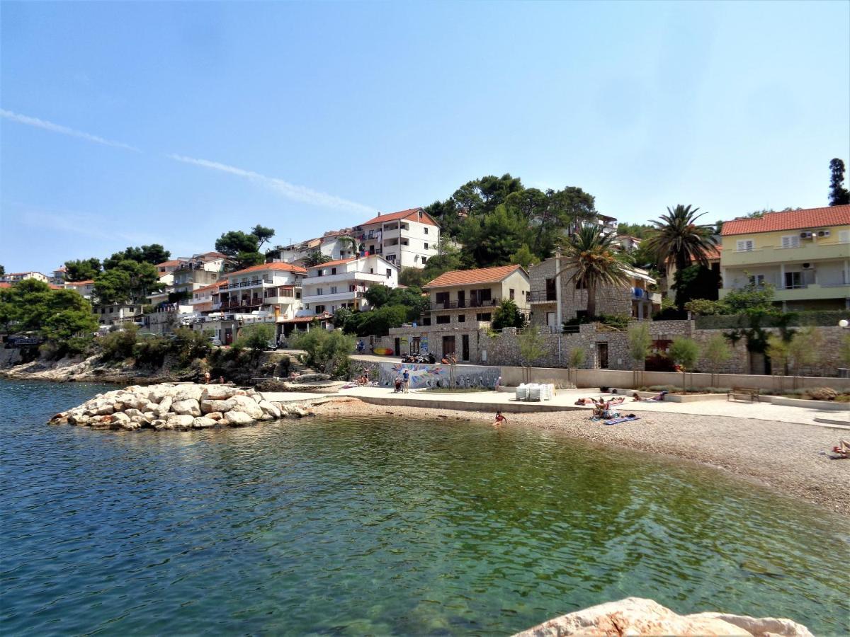 Apartments Skrivaneli Jelsa  Bagian luar foto